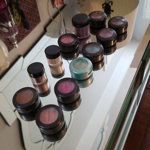 Bundle of MAC eyeshadows & pigments